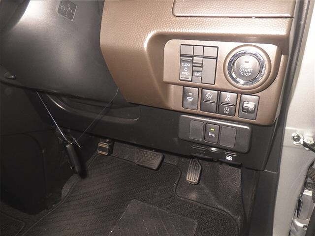 Toyota ROOMY 2023 7176901-8