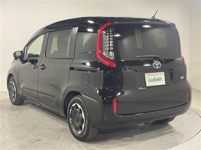Toyota SIENTA 2024 7182464-13