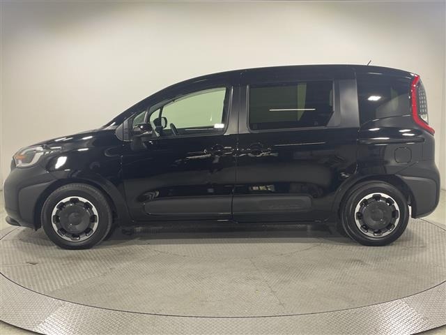 Toyota SIENTA 2024 7182464-6