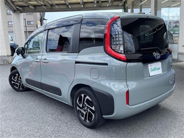 Toyota SIENTA 2022 7182488-13