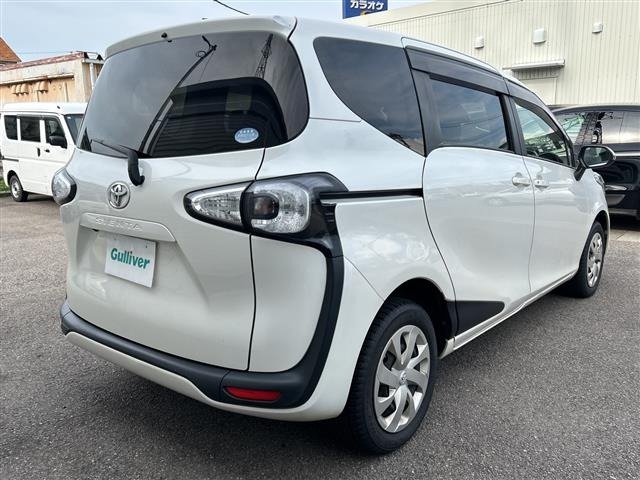 Toyota SIENTA 2017 7182496-11