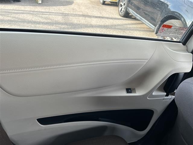 Toyota SIENTA 2017 7182496-5
