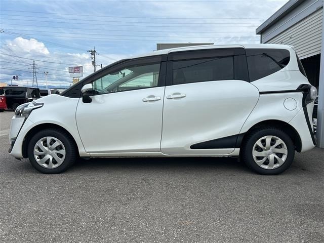 Toyota SIENTA 2017 7182496-9