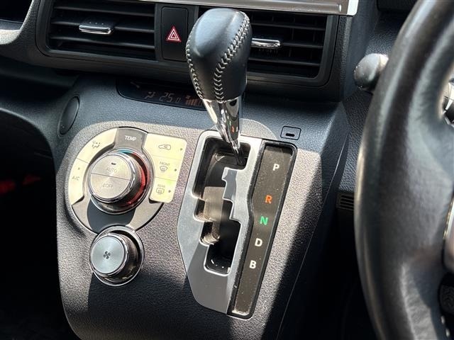 Toyota SIENTA 2021 7182522-2