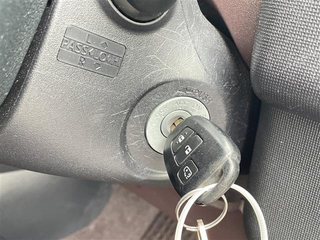 Toyota SPADE 2016 7179206-8