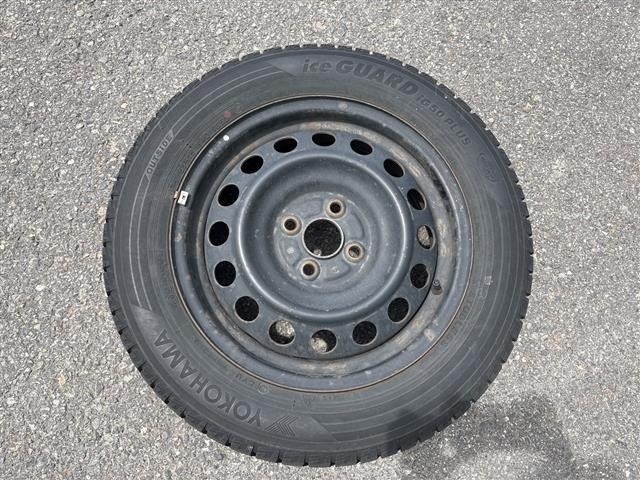 Toyota SPADE 2013 7179216-5