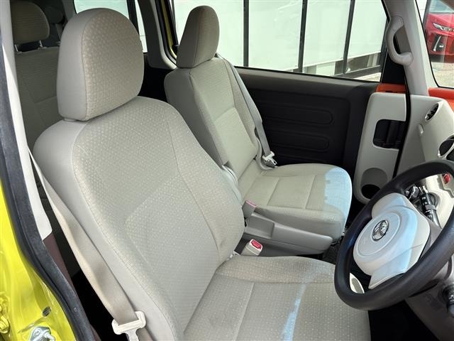 Toyota SPADE 2013 7179216-9