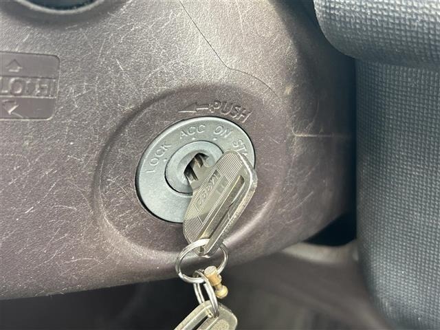 Toyota SPADE 2013 7179229-12