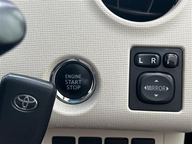 Toyota SPADE 2015 7179230-1