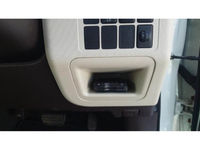 Toyota SPADE 2013 7179233-15