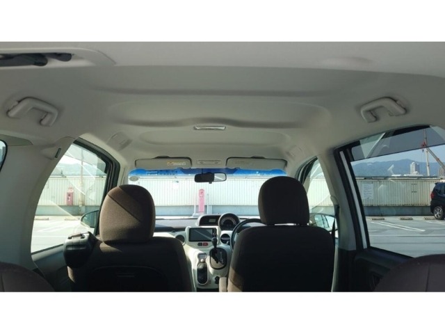 Toyota SPADE 2013 7179233-23