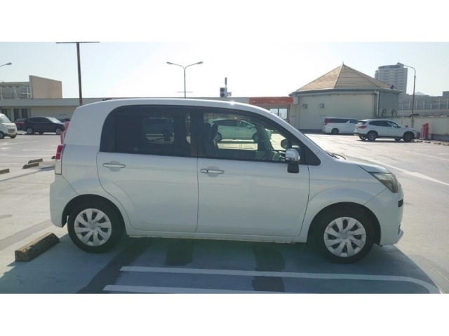 Toyota SPADE 2013 7179233-5