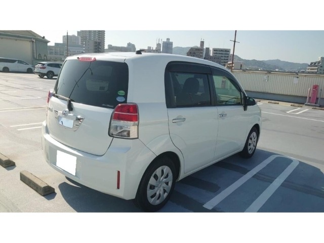 Toyota SPADE 2013 7179233-8