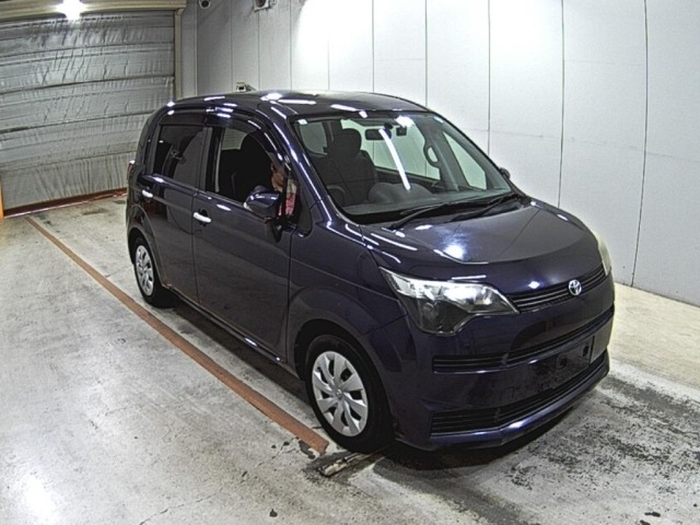 Toyota SPADE 2013 7179273-0