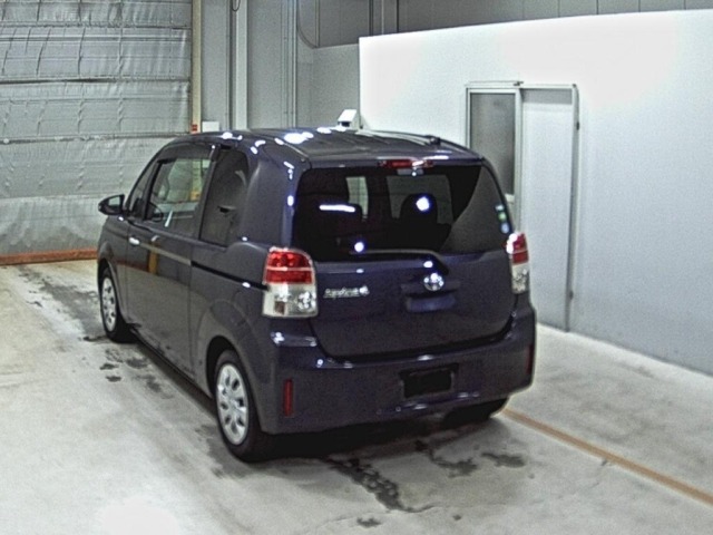 Toyota SPADE 2013 7179273-1