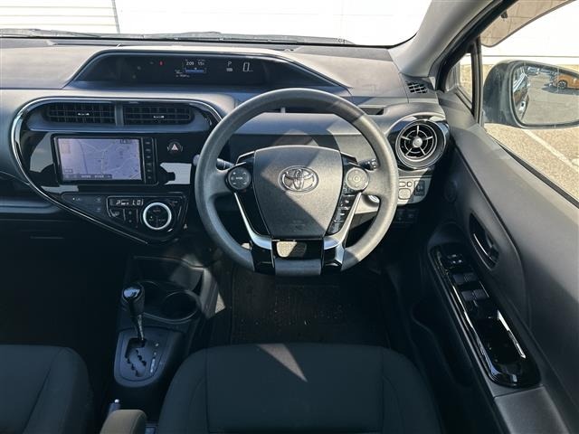Toyota AQUA 2019 7204156-21