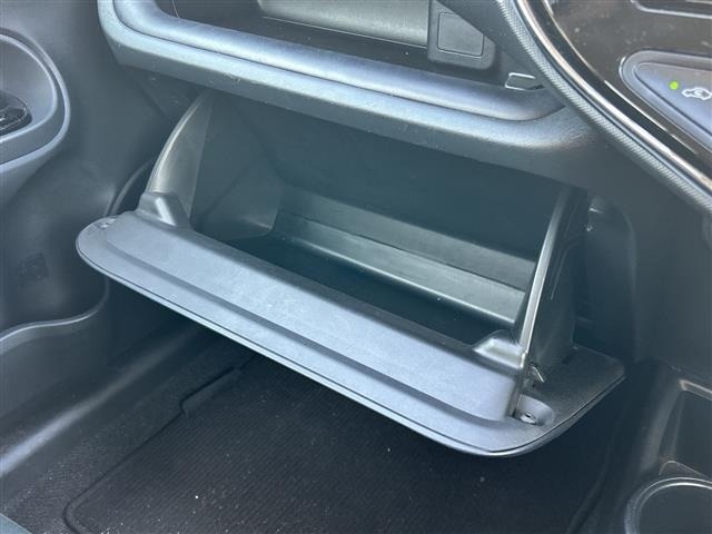 Toyota AQUA 2019 7204156-4