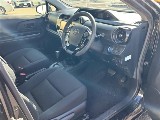Toyota AQUA 2019 7204156-6