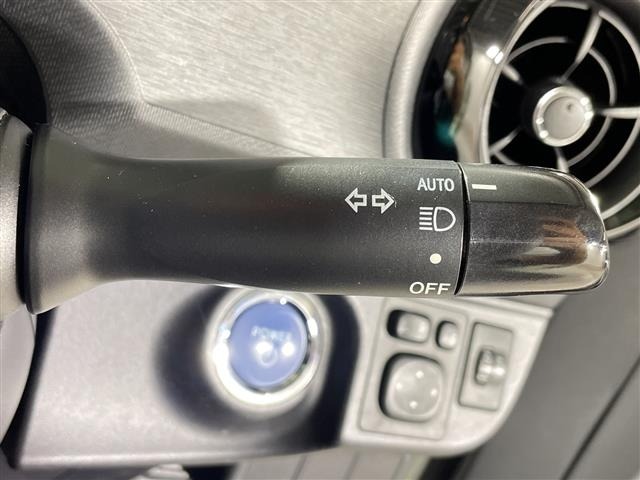 Toyota AQUA 2016 7205200-2
