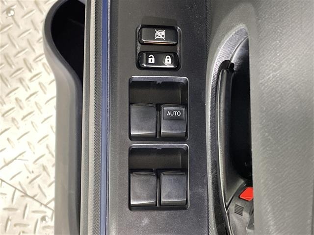 Toyota AQUA 2016 7205200-4