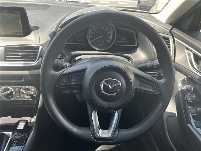 Mazda AXELA 2017 7190111-3
