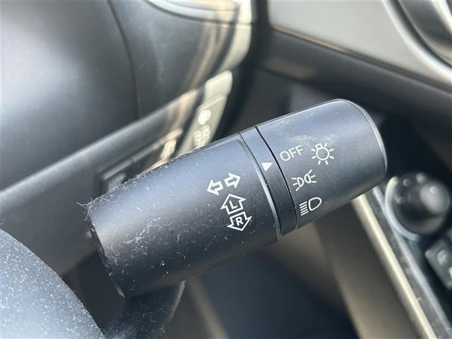 Mazda AXELA 2017 7190111-7