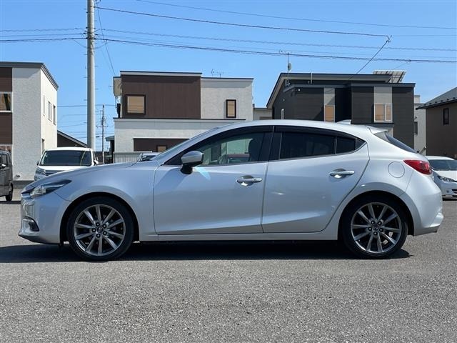 Mazda AXELA 2017 7190112-18