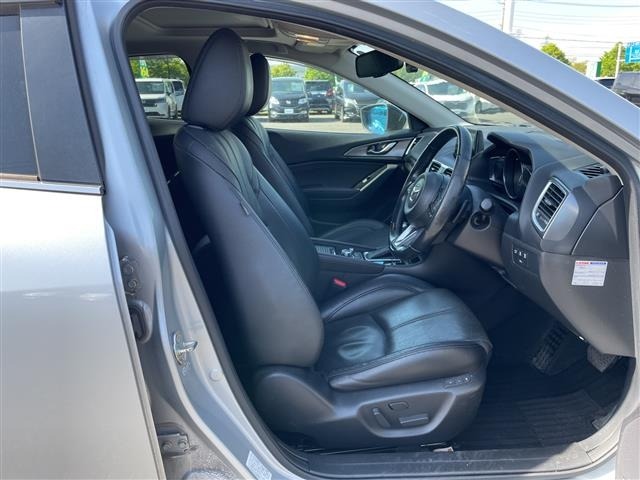 Mazda AXELA 2017 7190112-3