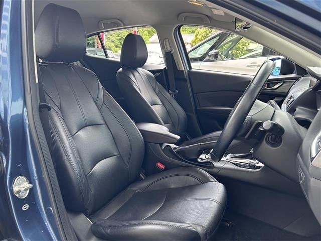Mazda AXELA 2017 7190126-4