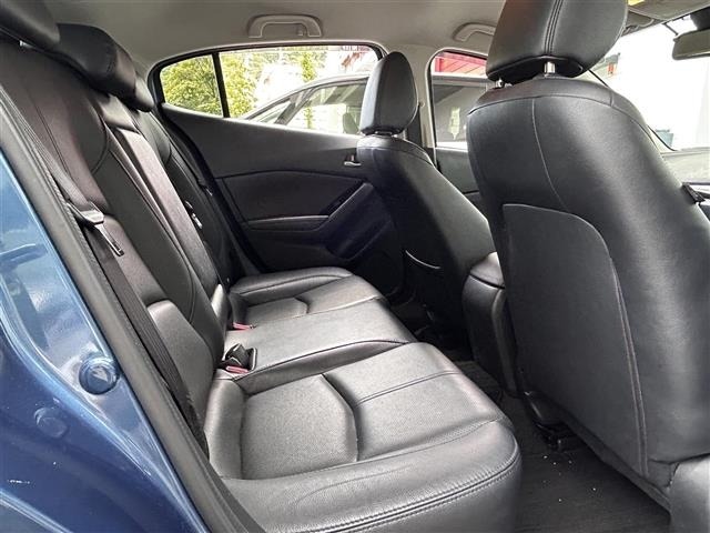 Mazda AXELA 2017 7190126-6