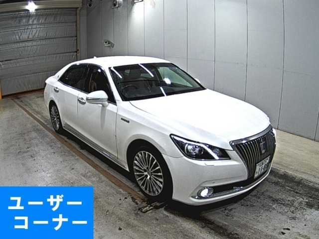 Toyota CROWN MAJESTA 2013 7183848-0
