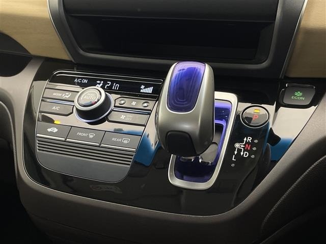 Honda FREED 2018 7196578-1