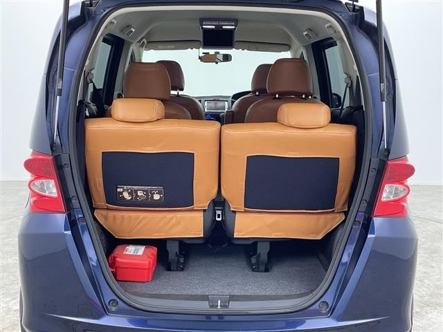 Honda FREED 2010 7196858-11