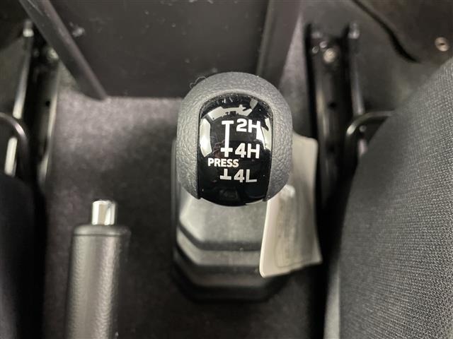 Suzuki JIMNY 2025 7184218-18
