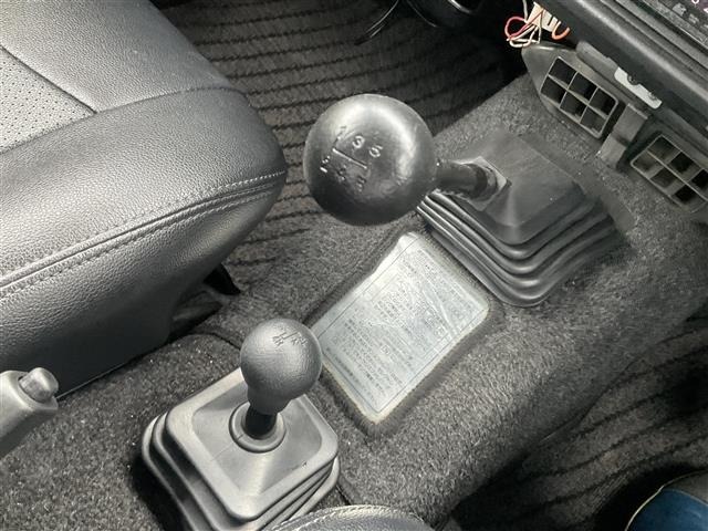 Suzuki JIMNY 1995 7184818-8
