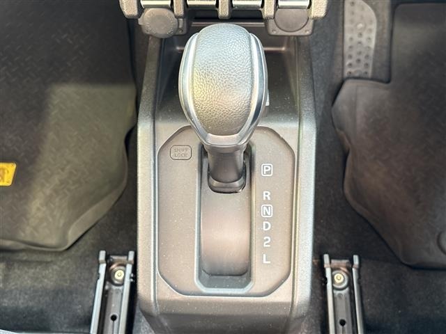 Suzuki JIMNY 2018 7184855-13