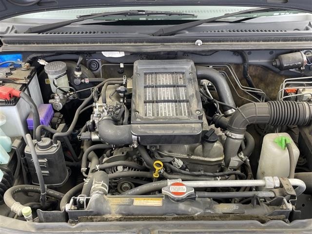 Suzuki JIMNY 2004 7184865-1