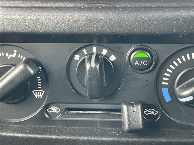 Suzuki JIMNY 2012 7185051-4
