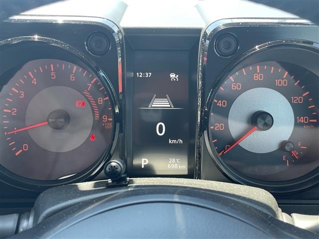 Suzuki JIMNY 2026 7185321-7