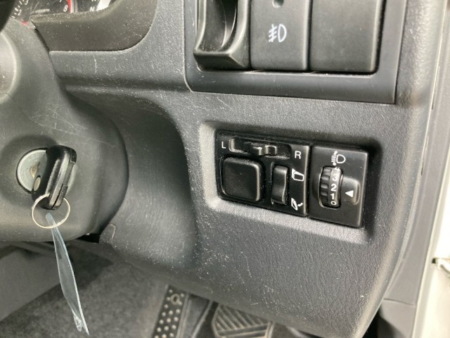 Suzuki JIMNY 2011 7185365-5