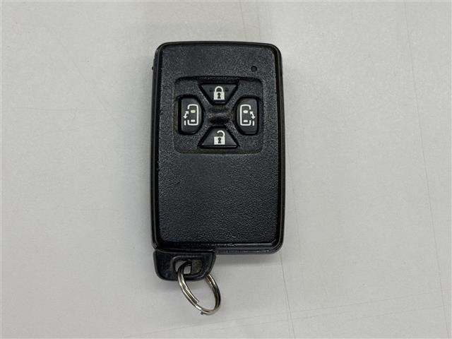 Toyota NOAH 2011 7205658-11