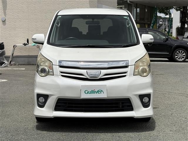 Toyota NOAH 2011 7205658-12