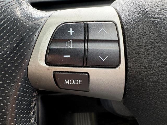 Toyota NOAH 2011 7205658-3
