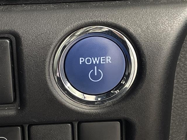Toyota NOAH 2018 7206017-22