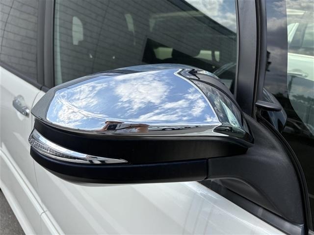 Toyota NOAH 2021 7206062-15