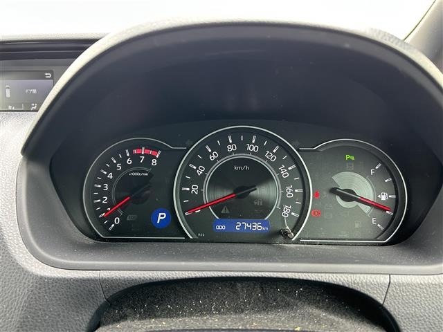 Toyota NOAH 2021 7206062-7