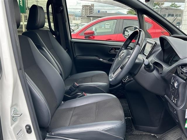 Toyota NOAH 2021 7206062-9