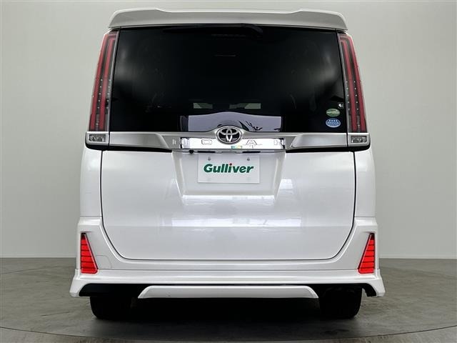 Toyota NOAH 2017 7206063-11