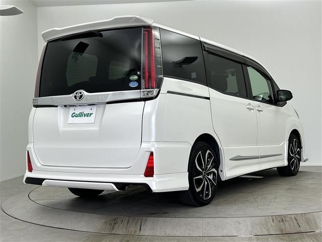 Toyota NOAH 2017 7206063-12