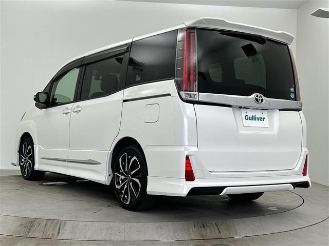 Toyota NOAH 2017 7206063-14